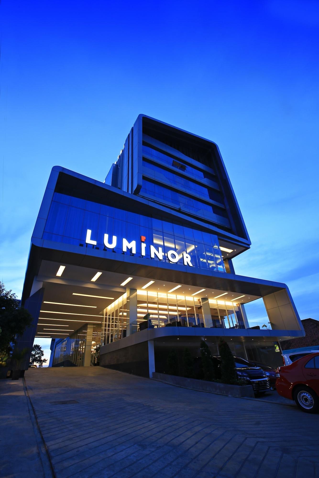 Luminor Hotel Jambi Kebun Jeruk Bagian luar foto